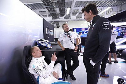 Bottas diminta samai performa Hamilton