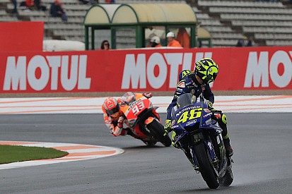 Rossi: “Solo hay una Yamaha que corre: a mí me tocó en Sepang, aquí a Maverick”