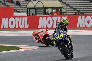 Rossi: “Solo hay una Yamaha que corre: a mí me tocó en Sepang, aquí a Maverick”