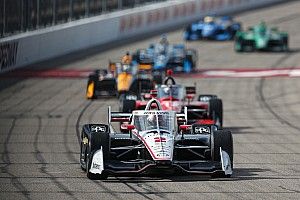 Newgarden taken to hospital after heavy Iowa shunt