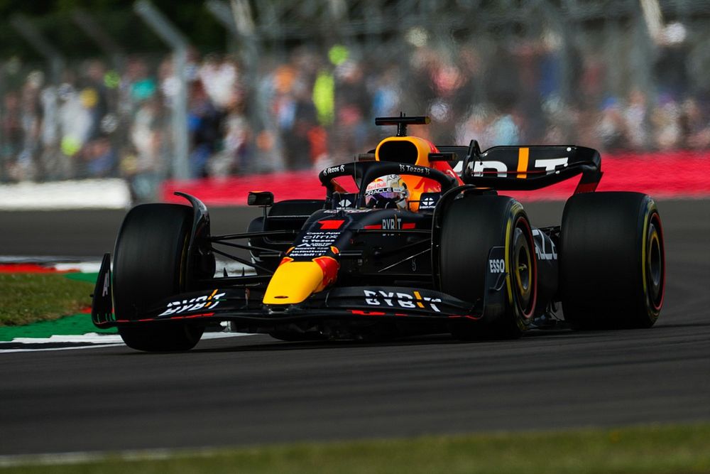 Verstappen maakt sterke indruk tijdens laatste training F1 Silverstone