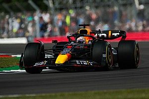 Verstappen maakt sterke indruk tijdens laatste training F1 Silverstone