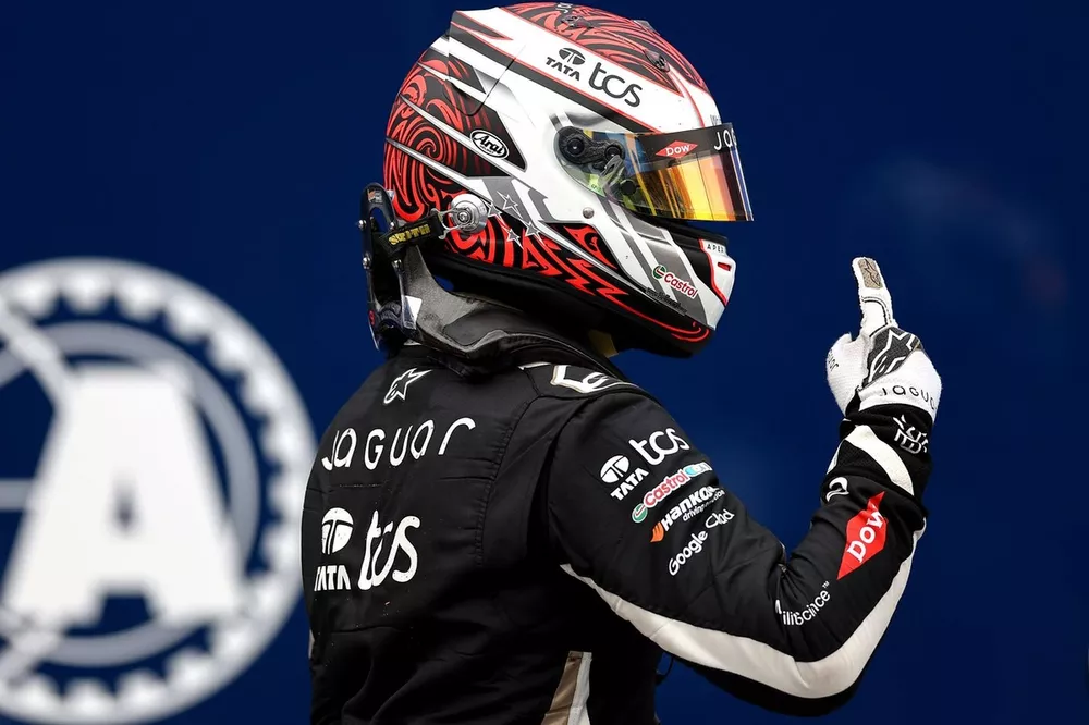 Race winner Mitch Evans , Jaguar TCS Racing celebrates in parc ferme