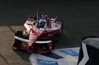 Rowland przegrał przez własne błędy