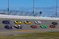 Zgłoszenia zatwierdzone. Co dalej z Kubicą?