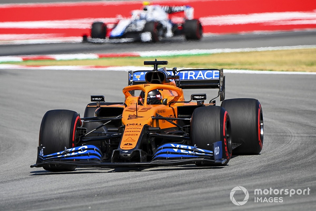Sainz ve Grosjean yeni motora geçti
