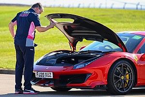 GALERIA: Os carros de rua usados pelos pilotos da F1 na Grã-Bretanha