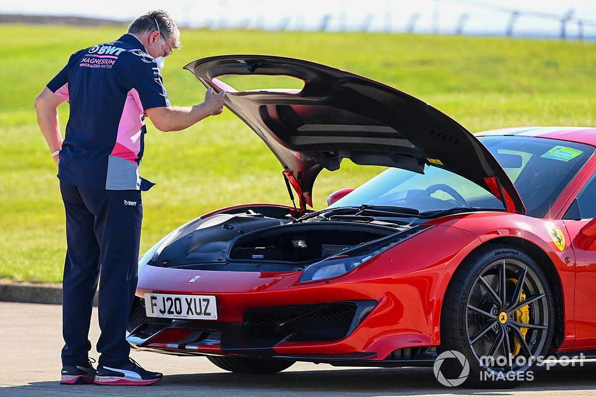 GALERIA: Os carros de rua usados pelos pilotos da F1 na Grã-Bretanha