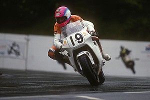 Watch: Laps of the Gods – 1992 Isle of Man TT