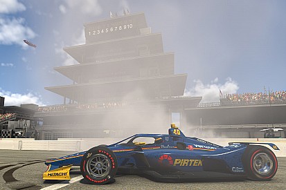 IndyCar iRacing Challenge: Indianapolis'te zafer McLaughlin'in oldu!