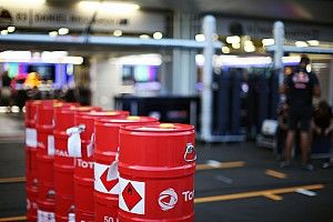 С 2021 года бензин в Формуле 1 начнут разбавлять биотопливом