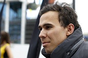 Moscow DTM: Wickens dominates wet race after passing Paffett