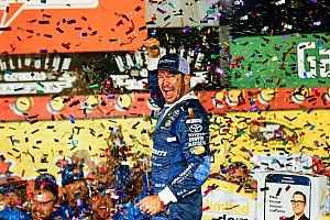 Truex shakes bad luck, wins Southern 500 at Darlington