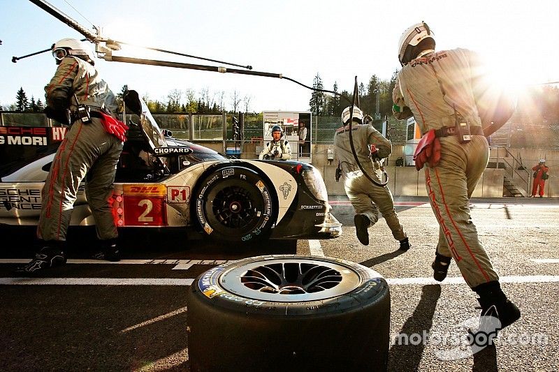 #2 Porsche Team Porsche 919 Hybrid: Romain Dumas, Neel Jani, Marc Lieb