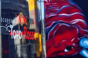 Toro Rosso сменила название