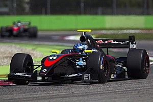 Jerez F3.5: Nissany holds off Fittipaldi to win