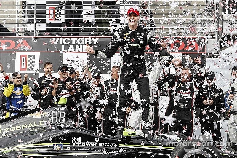 Race winner Josef Newgarden, Team Penske Chevrolet