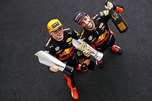 Ricciardo: Yarıştığım en güçlü takım arkadaşı Verstappen