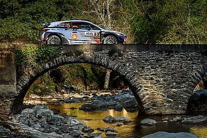 Une sélection de 25 des plus belles photos du "Rallye de France"