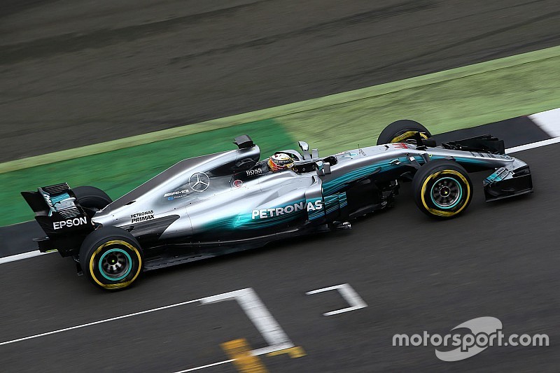 Penampakan pertama mobil Mercedes W08 Hybrid