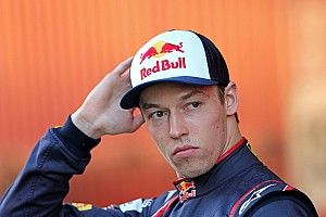 Kvyat: "Il 2016 mi ha cambiato parecchio. Ho voglia di dare il meglio"