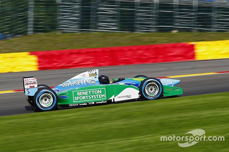 Mick Schumacher akan tampil pada demo Benetton F1 di Spa