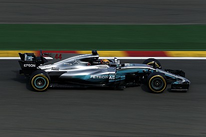 Formel 1 2017 in Spa: Mercedes-Pilot Hamilton mit Freitagsbestzeit