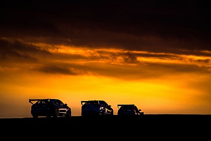 Hamarosan Ausztráliában is újraindulhat a motorsport: zöld jelzés az északi területen