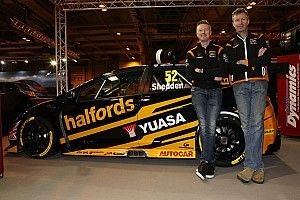 Honda BTCC squad unveils drivers and new livery for 2017
