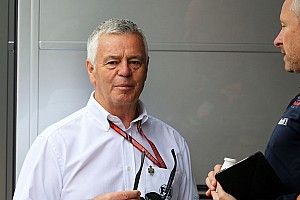 Çin GP'sinde pilot hakem Derek Warwick olacak