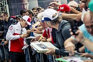 Sauber: nem opció, hogy Leclerc év közben távozzon