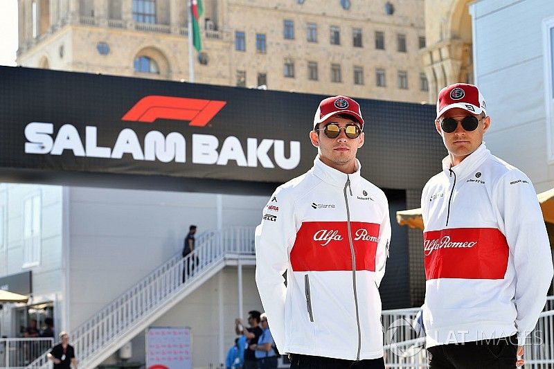 Charles Leclerc, Sauber, en Marcus Ericsson, Sauber