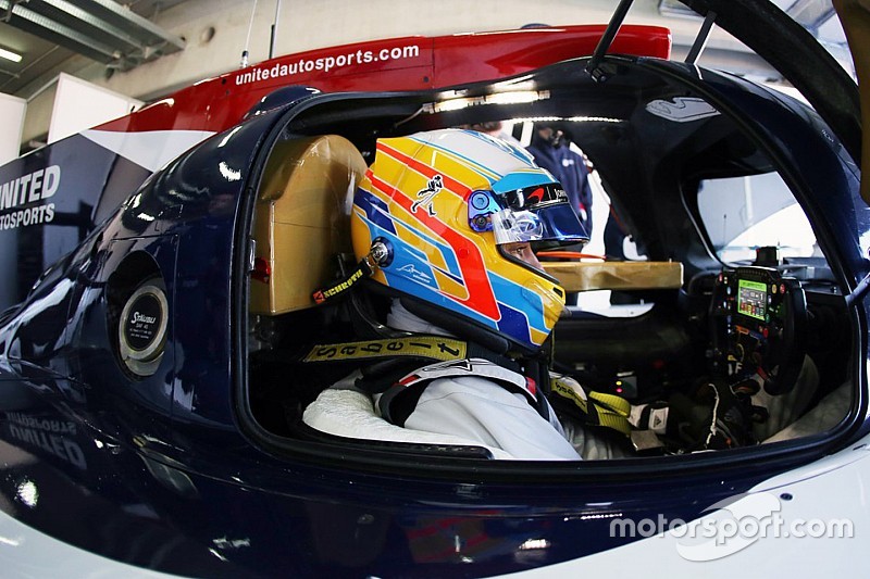 Alonso completa "un gran test" en Aragón