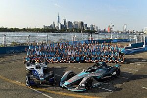 "Aucune concurrence" entre F1 et Formule E, selon Agag