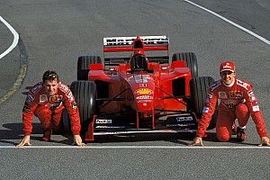 Irvine: intentaba entender cómo Schumacher podía ir tan rápido