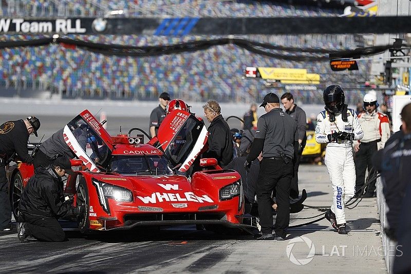 #31 Action Express Racing Cadillac DPi, P, P: Eric Curran, Mike Conway, Stuart Middleton