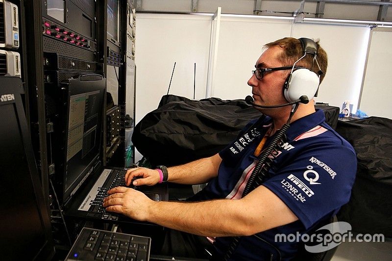 Paul Bendrey, analista en tierra IT en Sahara Force India