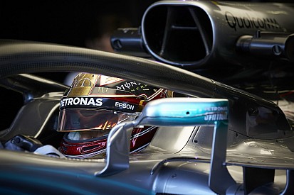 Hamilton: "La Ferrari è molto vicina. Non pensavo che fosse così competitiva"