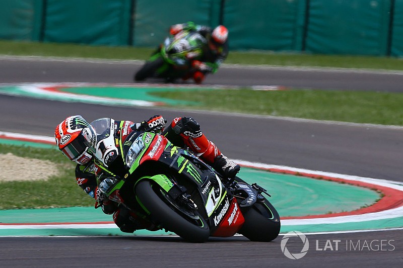 Rea se impuso a Davies en Imola