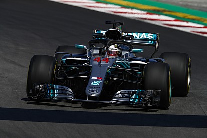 İspanya GP 2. antrenman: Hamilton lider, Raikkonen sorun yaşadı!
