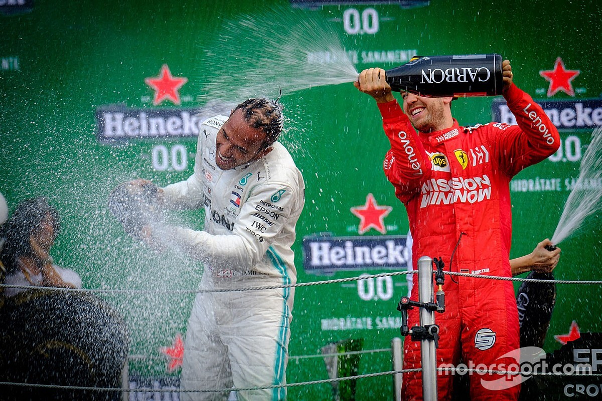 Surer szerint Hamilton a következő címe után bedobja a törölközőt, és Vettel ideális lehet a Mercedesnél