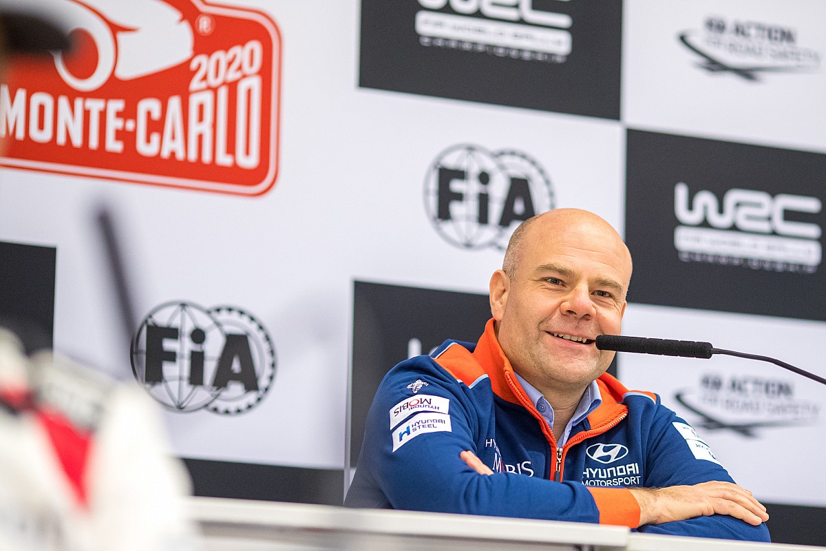 Hyundai Nilai Lima Pabrikan Bisa Turun di WRC