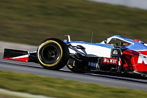 Ilyen, amikor egy F1-es szuper-tehetség eldobja a gépet az F1 2019-ben (videó)