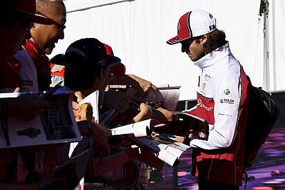 Alfa Romeo, Giovinazzi ile devam etmeye hazırlanıyor