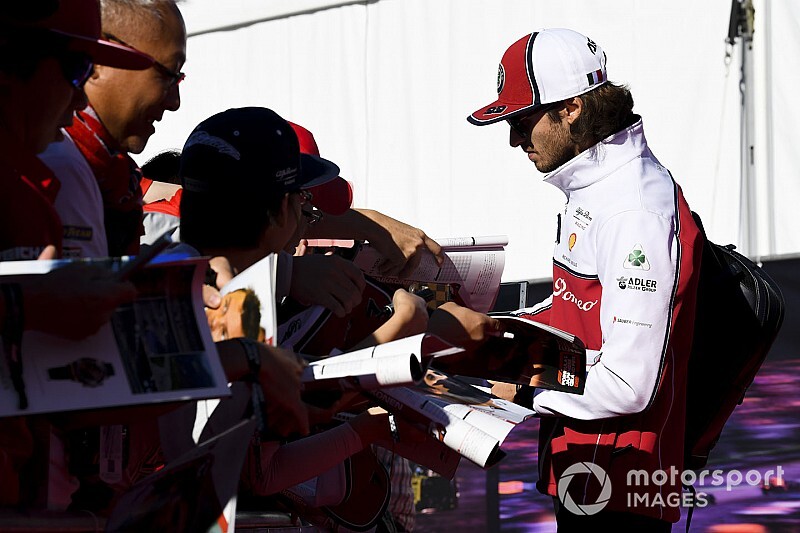 Alfa Romeo, Giovinazzi ile devam etmeye hazırlanıyor