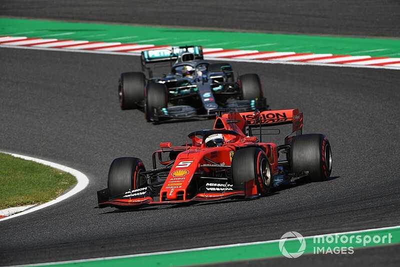 Vettel: "Ferrari moet beter te werk gaan om Mercedes te verslaan"