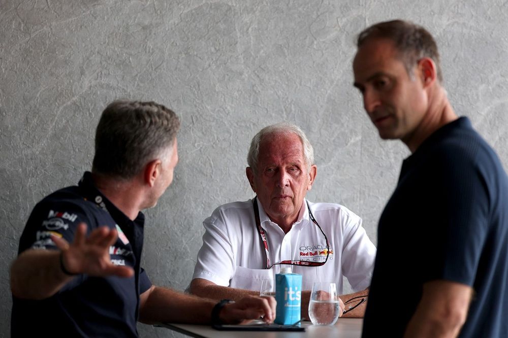 Oliver Mintzlaff, directeur g&eacute;n&eacute;ral de Red Bull GmbH, Christian Horner, Team Principal, Red Bull Racing, Dr. Helmut Marko, Consultant, Red Bull Racing