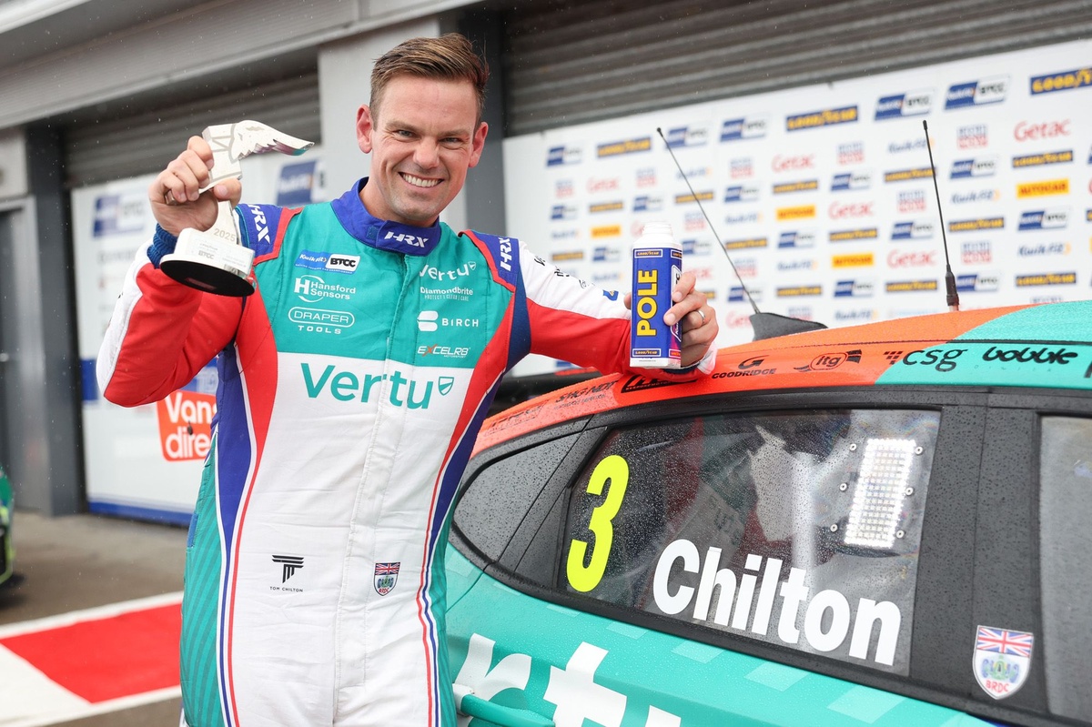 BTCC Donington Park: Chilton beats Ingram to pole in wet