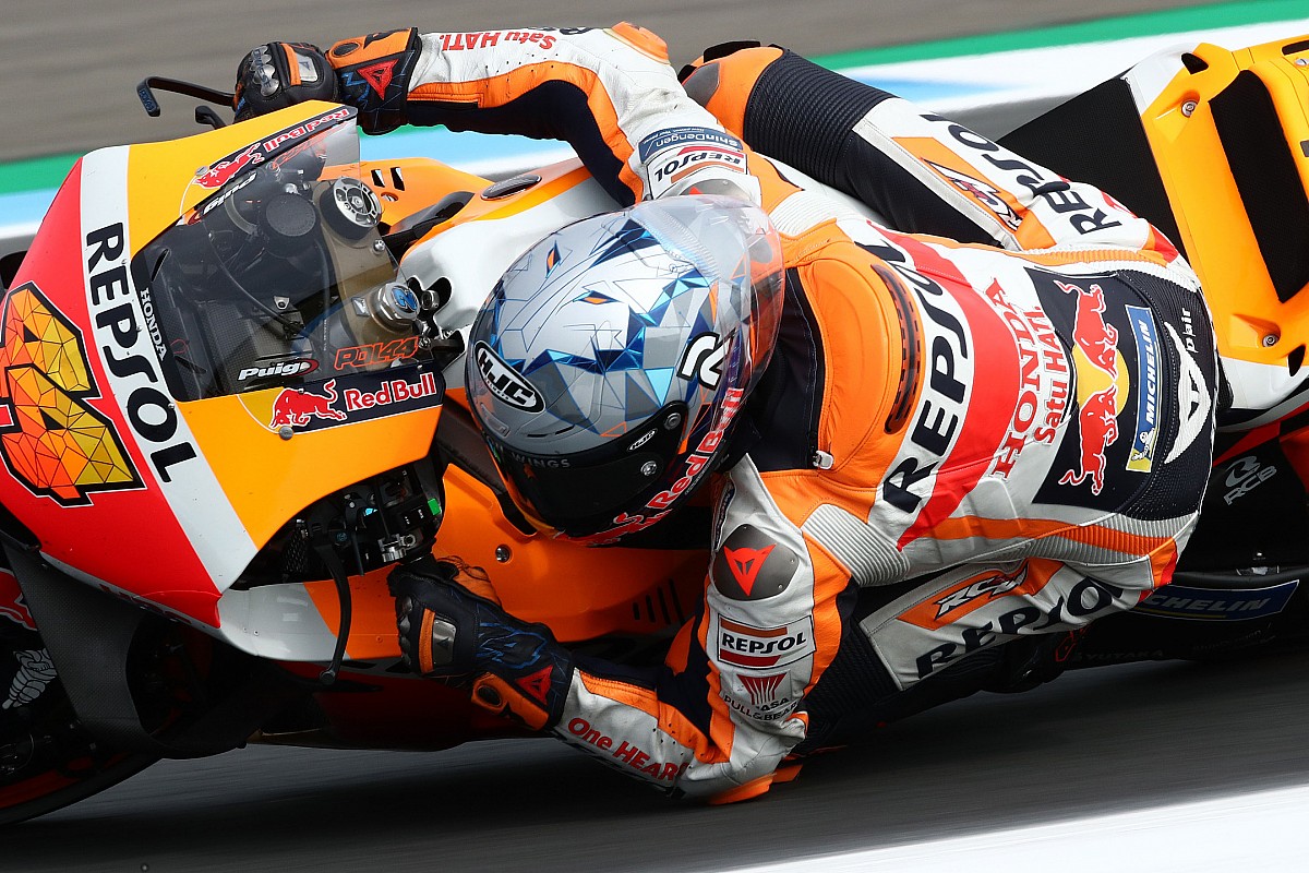 Espargaro a „tudás hiánya” miatt küszködik a Hondán