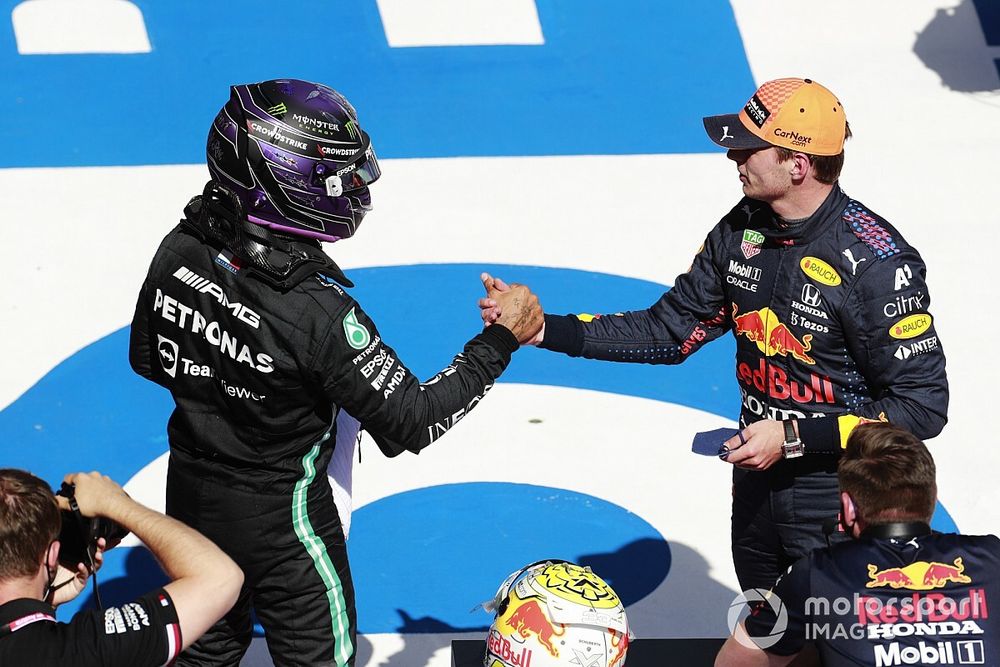 Hamilton: Mustahil Imbangi Kecepatan Verstappen di GP Styria